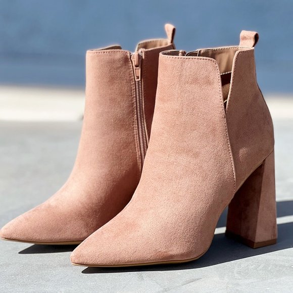 NEW Pointy Toe Geometric Triangle Block Heel Cutout Side Suede Ankle Bootie Boot - Picture 13 of 13